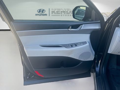 Used 2022 Hyundai Palisade SE FWD image 17