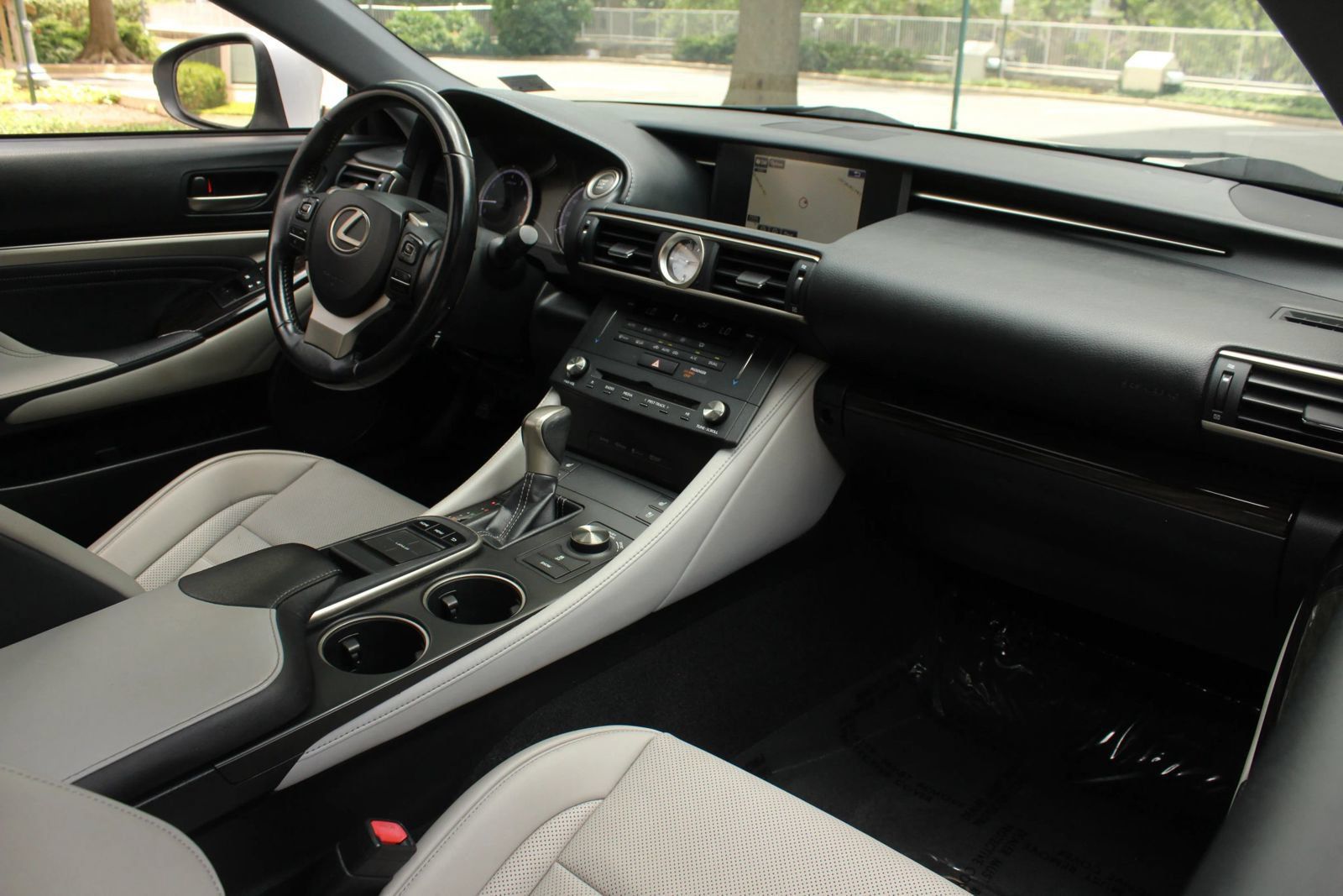 Used 2015 Lexus RC 350 AWD w/ Navigation System Package image 17