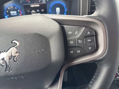 Used 2025 Ford Bronco Badlands AWD/4WD image 25