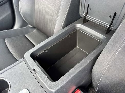 Used 2025 Nissan Altima 2.5 SV image 48