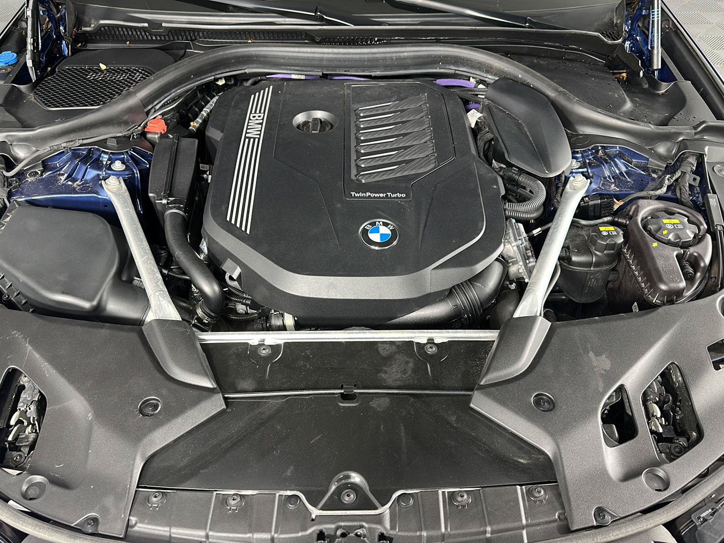 Used 2022 BMW 540i xDrive AWD/4WD image 6