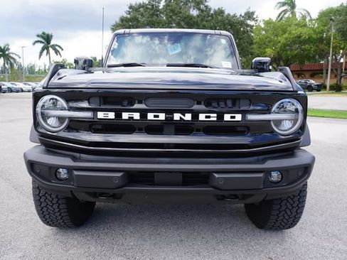 Used 2025 Ford Bronco Outer Banks w/ Sasquatch Package AWD/4WD image 31