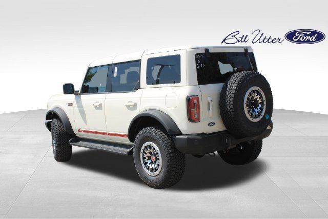 New 2026 Ford Bronco Outer Banks w/ Sasquatch Package AWD/4WD image 4