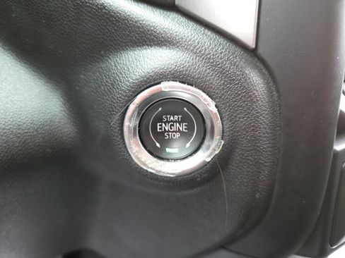 Used 2021 Chevrolet Silverado 1500 LT image 11