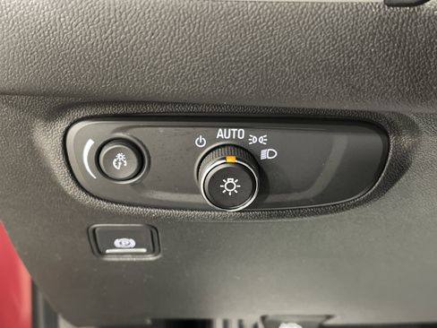 Used 2020 GMC Terrain SLE image 20