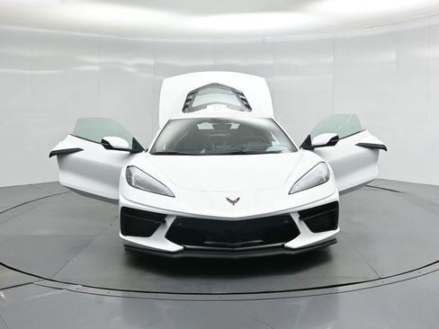 Used 2023 Chevrolet Corvette Stingray Preferred Cpe w/ Z51 Performance Package RWD image 24