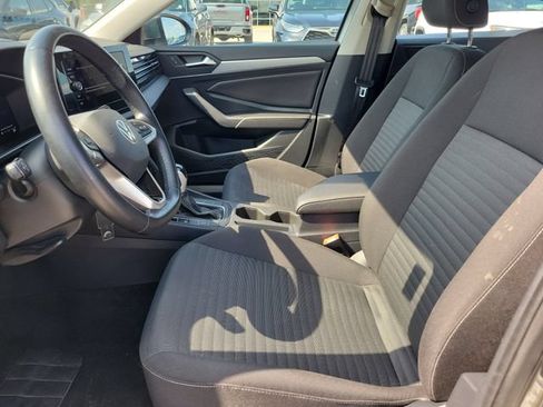 Used 2025 Volkswagen Jetta S FWD image 17