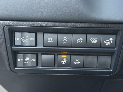 New 2026 Toyota Tundra Platinum image 15