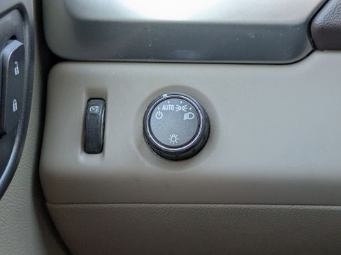 Used 2016 Chevrolet Tahoe LT image 33