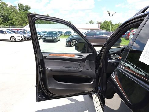 Used 2012 BMW X5 xDrive50i AWD/4WD image 29