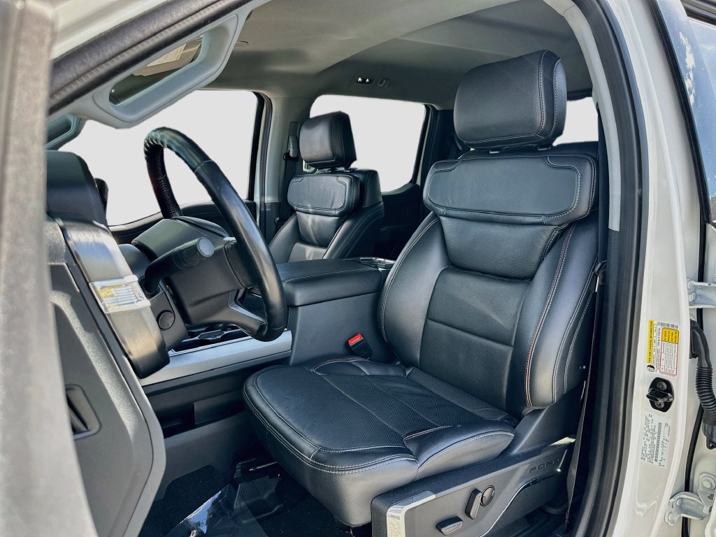 Used 2023 Ford F250 Lariat w/ Lariat Ultimate Package AWD/4WD image 22