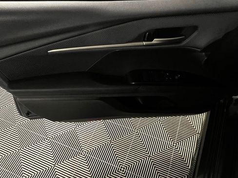 Used 2025 Toyota Camry SE image 24