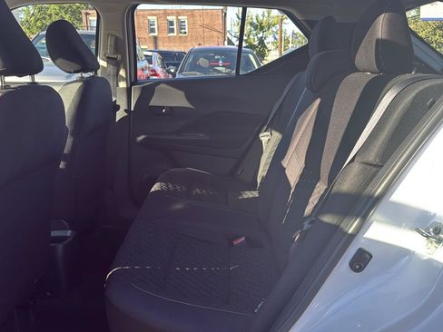 Used 2022 Nissan Kicks S FWD image 15