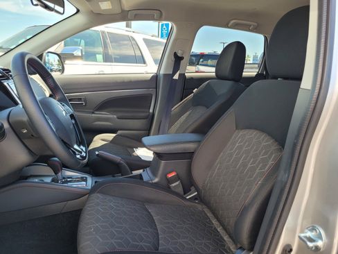 Used 2026 Mitsubishi Outlander Sport AWD image 10