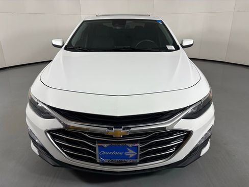 Used 2023 Chevrolet Malibu LT FWD image 4