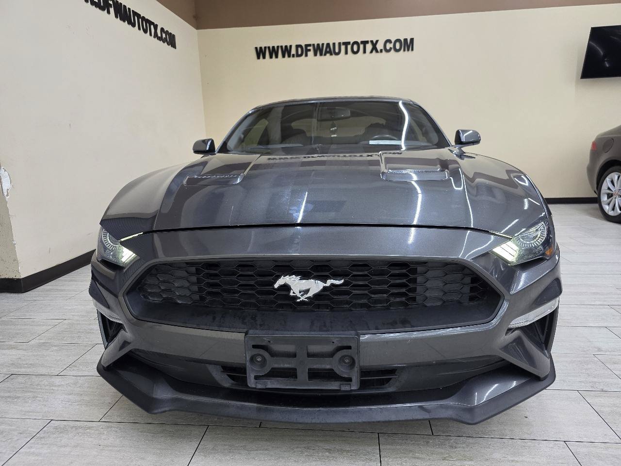 Used 2020 Ford Mustang Coupe w/ Equipment Group 101A RWD image 3