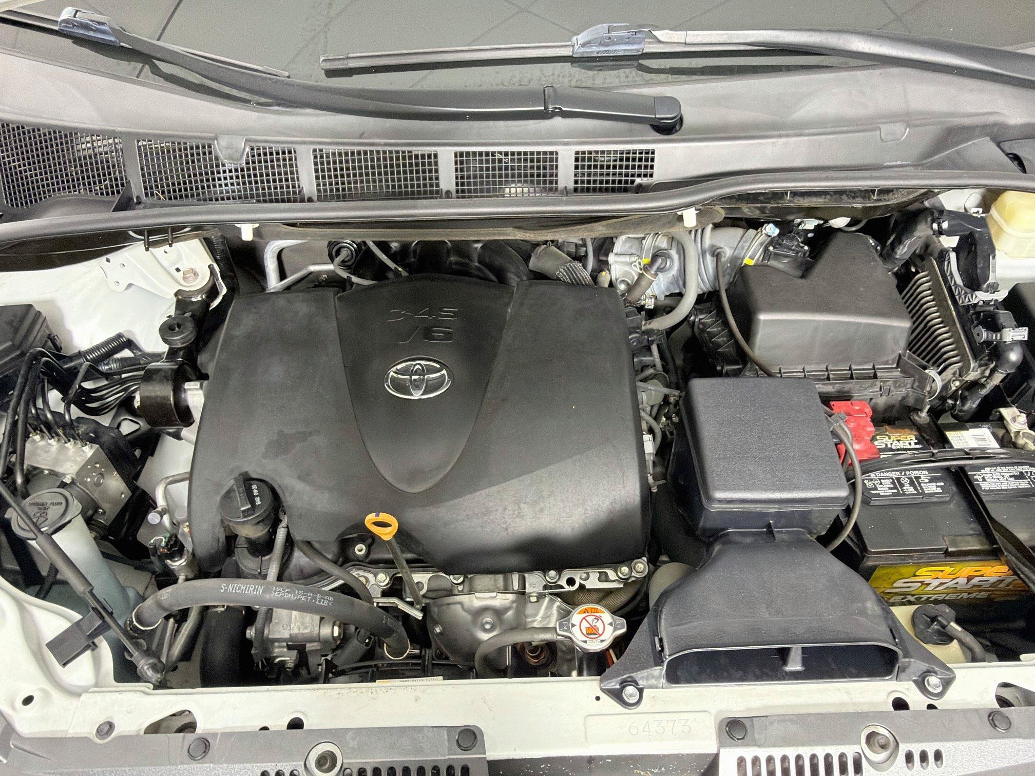Used 2018 Toyota Sienna XLE w/ XLE Navigation Package AWD/4WD image 36