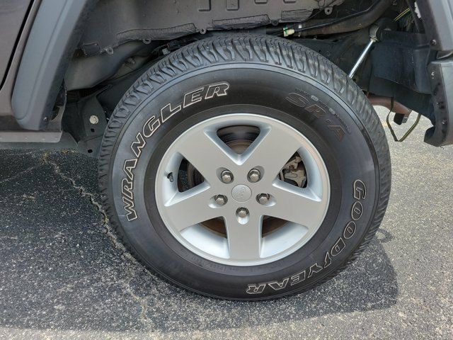 Used 2019 Jeep Wrangler Unlimited Sport S AWD/4WD image 23