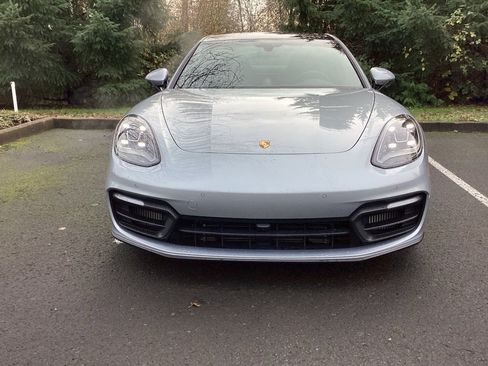 Used 2021 Porsche Panamera image 18
