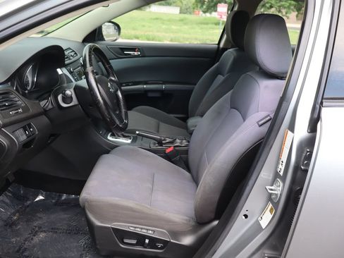 Used 2011 Suzuki Kizashi SE AWD/4WD image 19