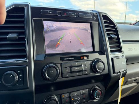 Used 2022 Ford F350 XLT w/ XLT Premium Package AWD/4WD image 16