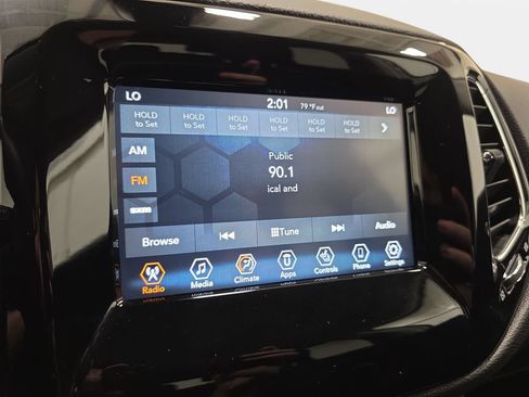 Used 2019 Jeep Compass Latitude AWD/4WD image 20