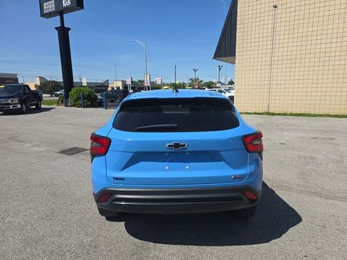 Used 2024 Chevrolet Trax RS w/ Driver Confidence Package FWD image 6