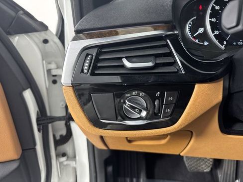 Used 2019 BMW 540i xDrive w/ Convenience Package image 14