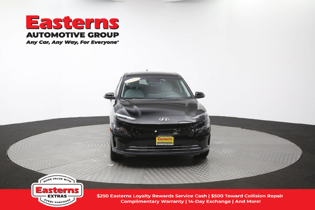 Used 2023 Hyundai Kona SEL FWD image 54