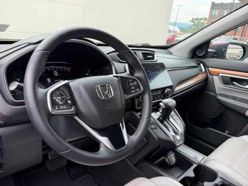Used 2018 Honda CR-V Touring image 7