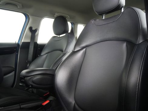 Used 2016 MINI Cooper S image 8