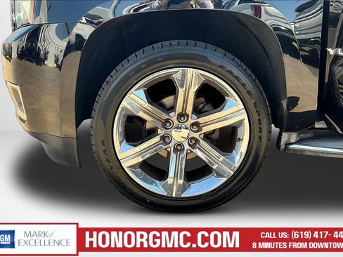 Used 2018 GMC Yukon SLT AWD/4WD image 30