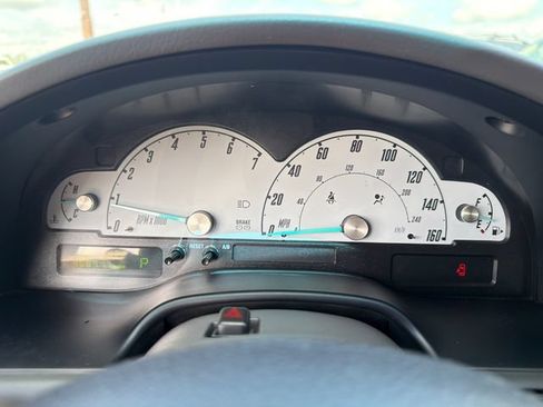 Used 2002 Ford Thunderbird RWD image 21
