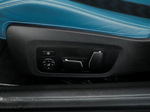 Used 2025 BMW M4 xDrive Competition w/ Executive Package image 31