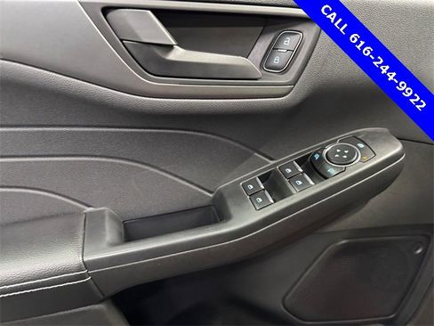 Used 2023 Ford Escape Active image 25