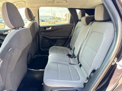 Used 2021 Ford Escape SE image 26