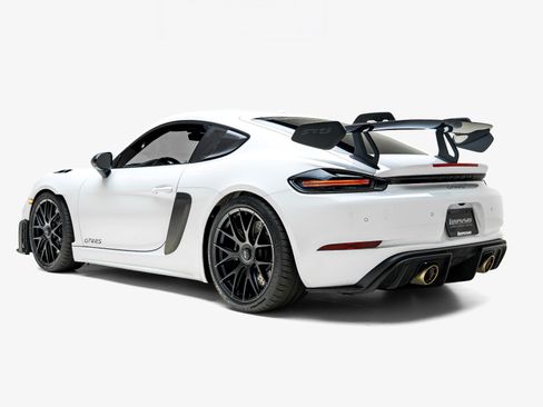Used 2023 Porsche 718 Cayman GT4 RS RWD image 6