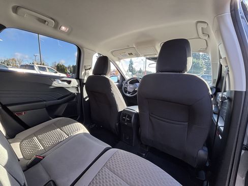 Used 2021 Ford Escape SE image 13
