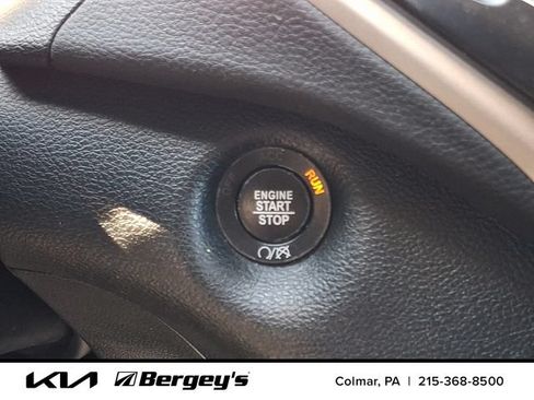 Used 2018 Jeep Cherokee Limited AWD/4WD image 25