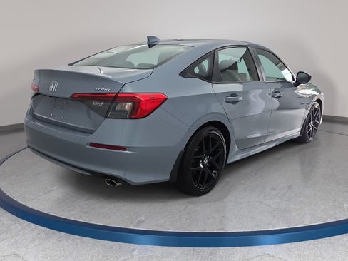 Used 2024 Honda Civic Sport image 5