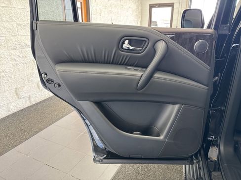 Used 2024 Nissan Armada Platinum w/ Captain's Chairs Package image 48