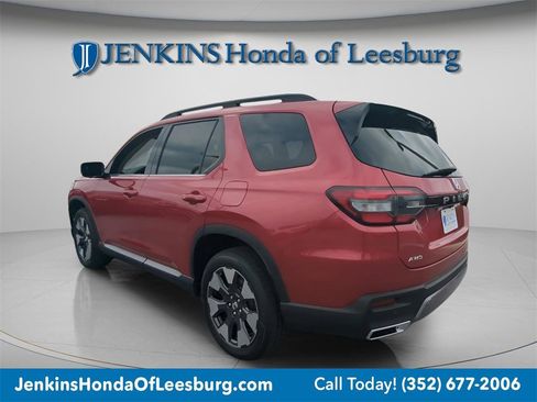 New 2026 Honda Pilot Touring image 6