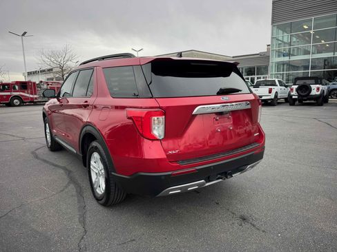 Certified 2021 Ford Explorer XLT w/ Equipment Group 202A image 5