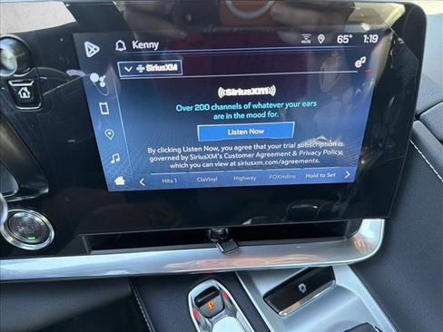 Used 2024 Chevrolet Corvette Stingray Convertible image 19