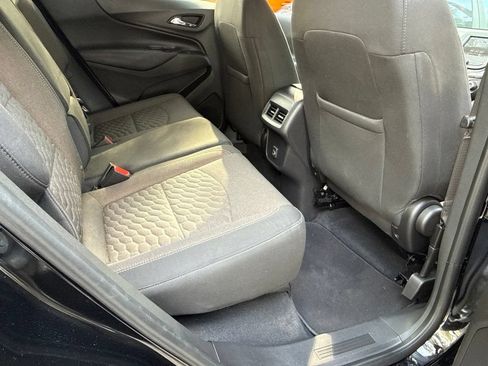 Used 2019 Chevrolet Equinox LT FWD image 22