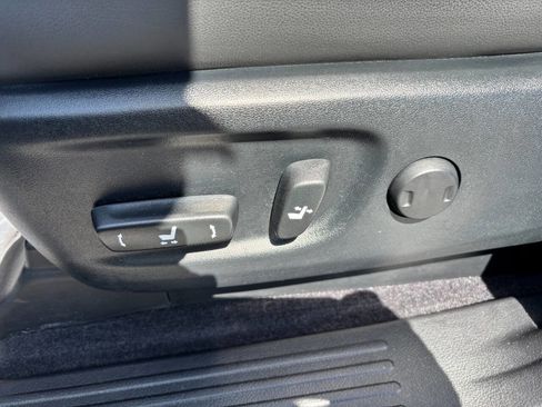 Used 2019 Lexus GX 460 Premium AWD/4WD image 16