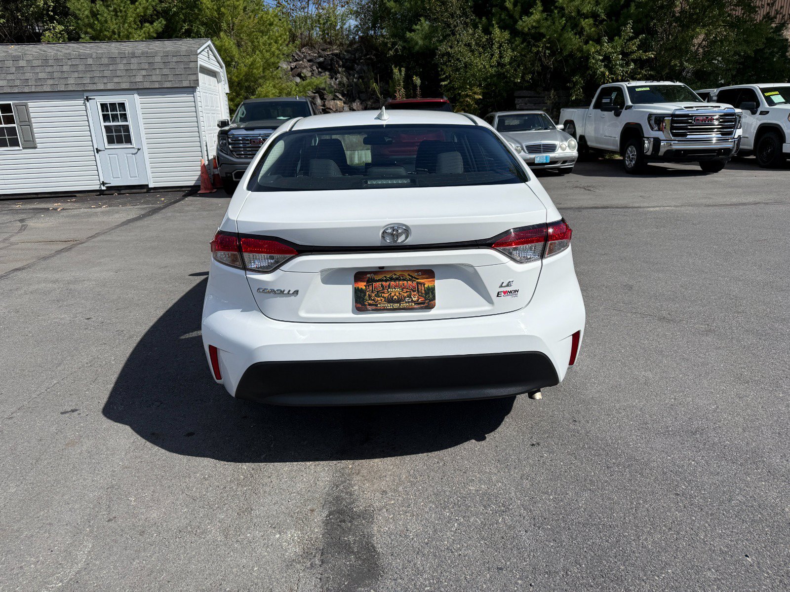 Used 2025 Toyota Corolla LE FWD image 4