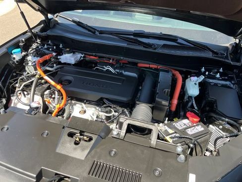 Certified 2025 Honda CR-V Sport-L image 30