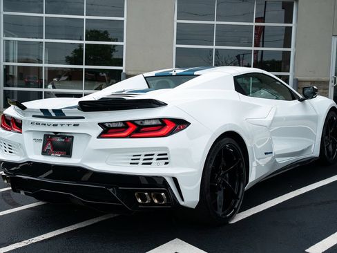 Used 2024 Chevrolet Corvette E-Ray AWD/4WD image 14