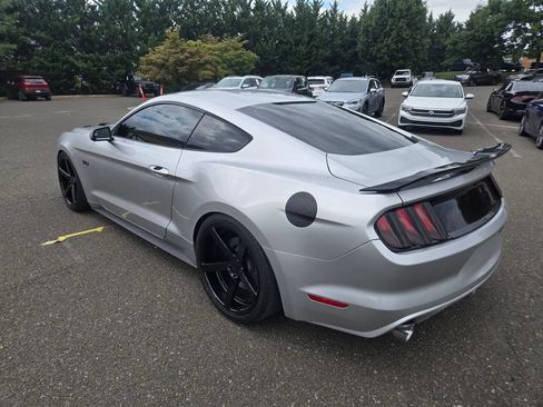 Used 2015 Ford Mustang GT w/ GT Performance Package RWD image 5